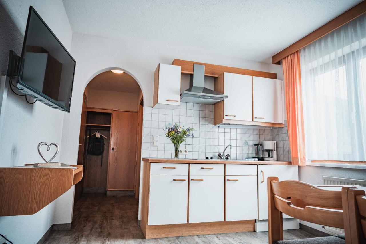 Hotel Garni Romantika Sankt Leonhard im Pitztal Ngoại thất bức ảnh