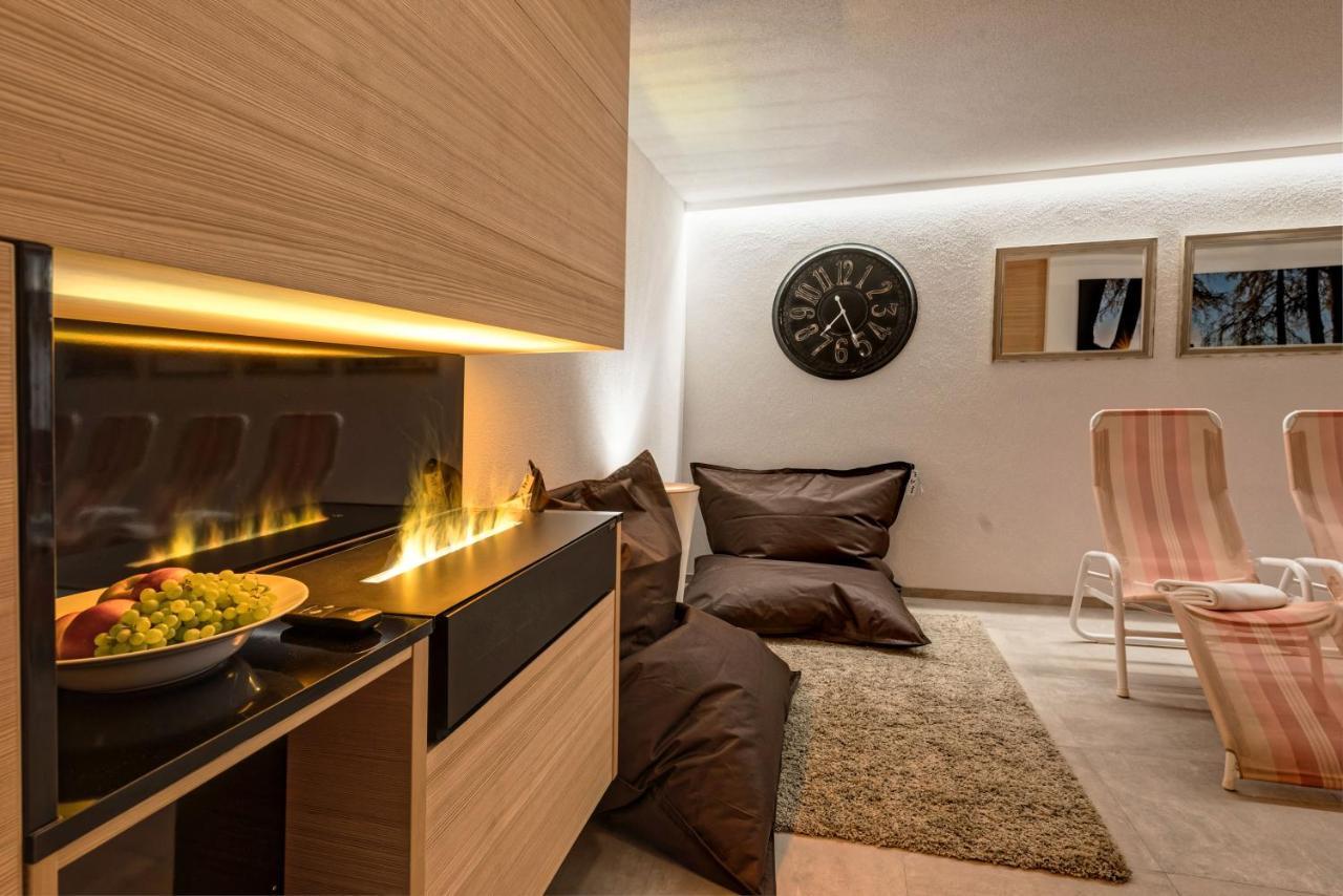 Hotel Garni Romantika Sankt Leonhard im Pitztal Ngoại thất bức ảnh